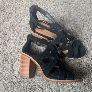 UGG women shoes Size 8